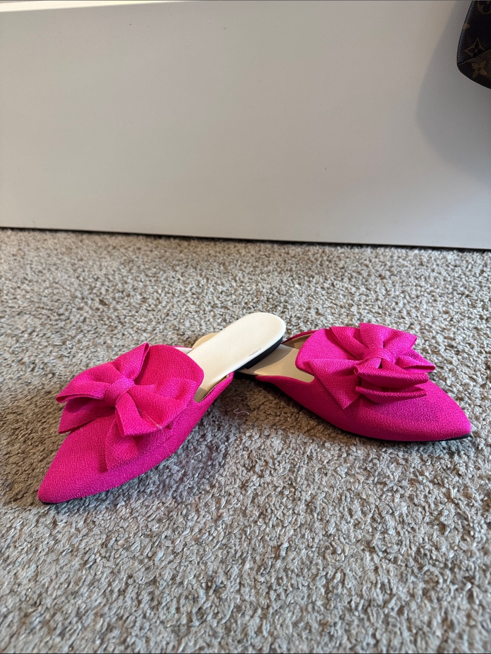 SHEIN Hot Pink Pointed-Toe Mule Flats with Bow
